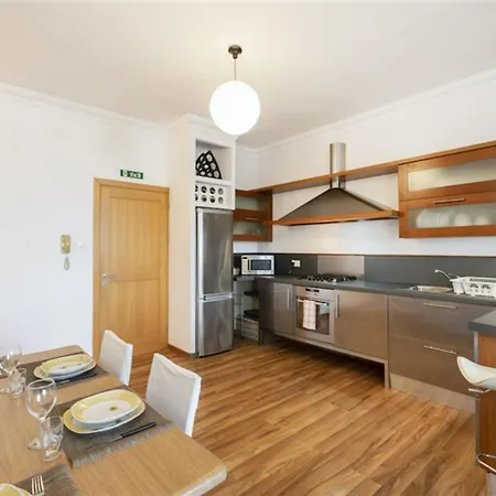 Apartamento Retreat-hosted By Sweetstay *