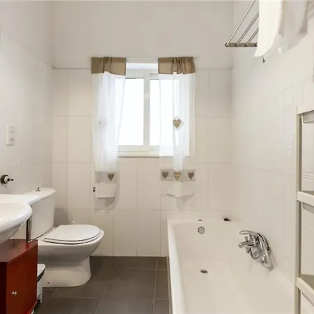 Retreat-hosted By Sweetstay Apartamento Sliema